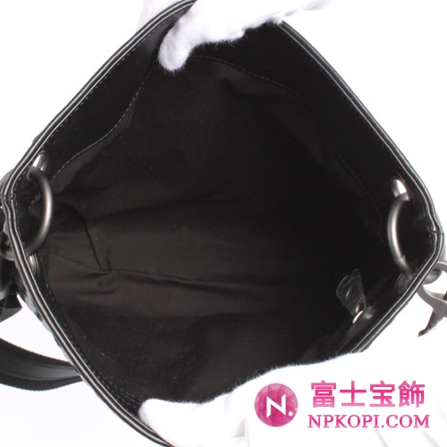 Bottega Veneta/ボッテガ・ヴェネタ  カーフレザー ショルダーバッグ ブラック 172736V465C1000
